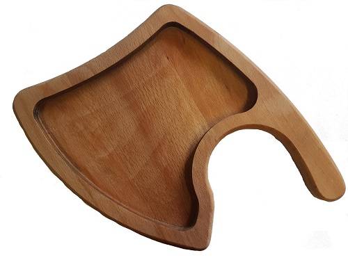 Доска для подачи 300*230*20 мм. "топор" с выемкой и ручкой, бук 1910