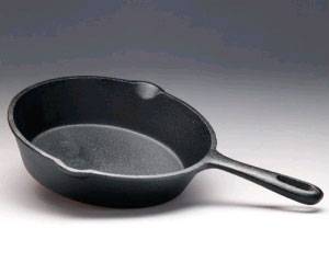 Сковорода 330х62мм чугун два носика Luxstahl Сковорода 330х62мм чугун два носика Luxstahl