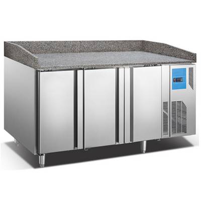 Стол для пиццы c 3 дверьми для формата 60*40 см Koreco SPZ 3600 WN
