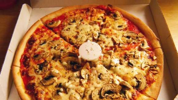 Распорка в коробку для пиццы Pizza Saver пластик /800/