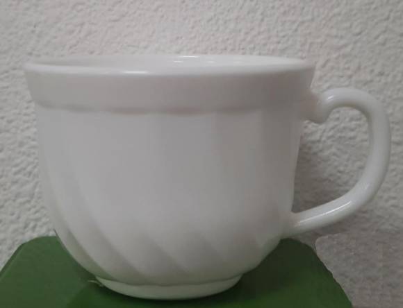 Чашка чайная 210мл Norma Triana опаловое стекло Чашка чайная 210мл Norma Triana опаловое стекло