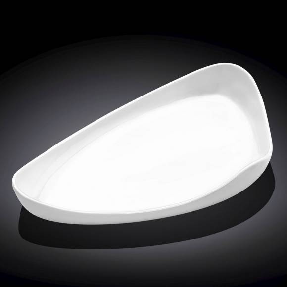 Блюдо треугольное 255мм Wilmax WL-991323/A /6/36/