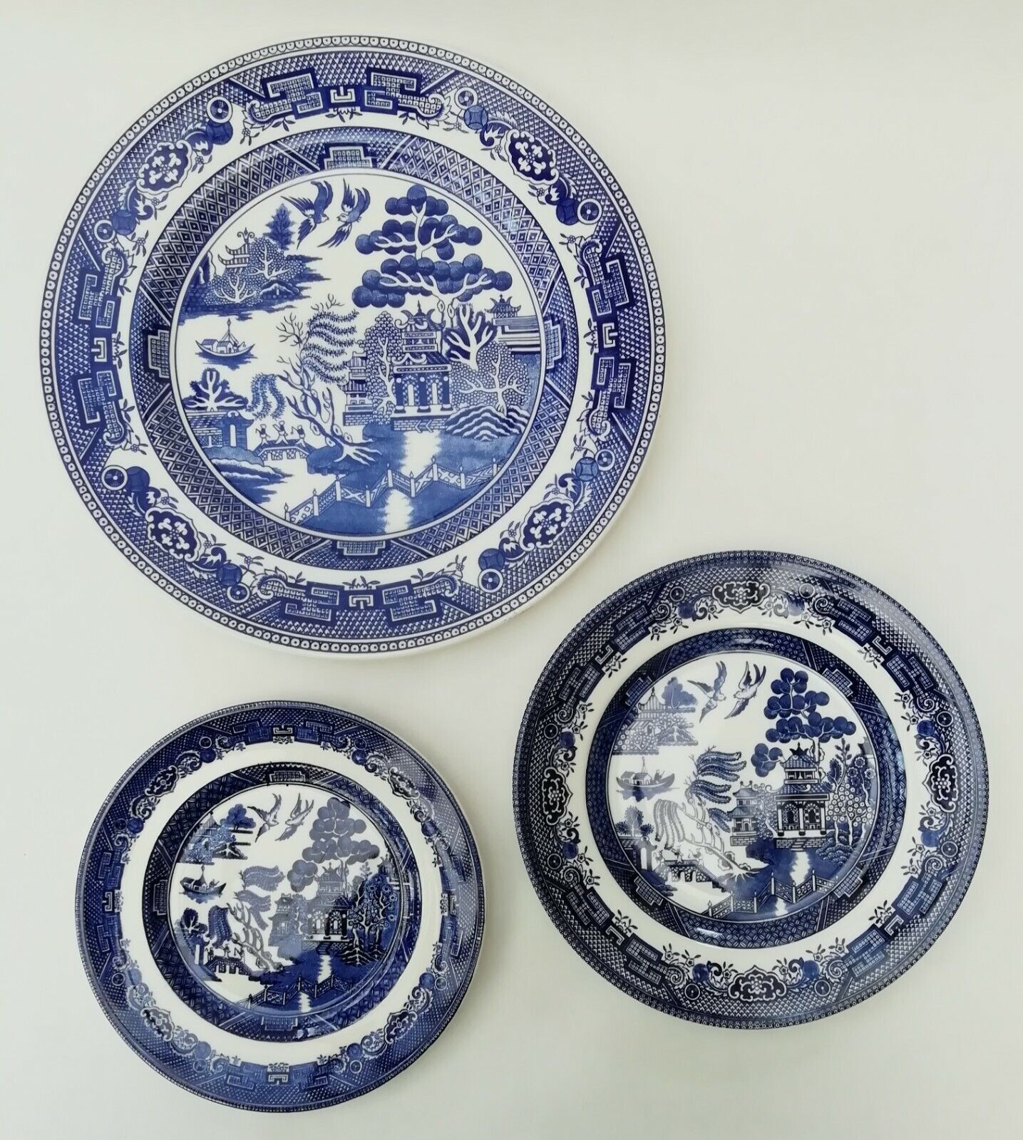 Фарфор производства Англии (Churchill)