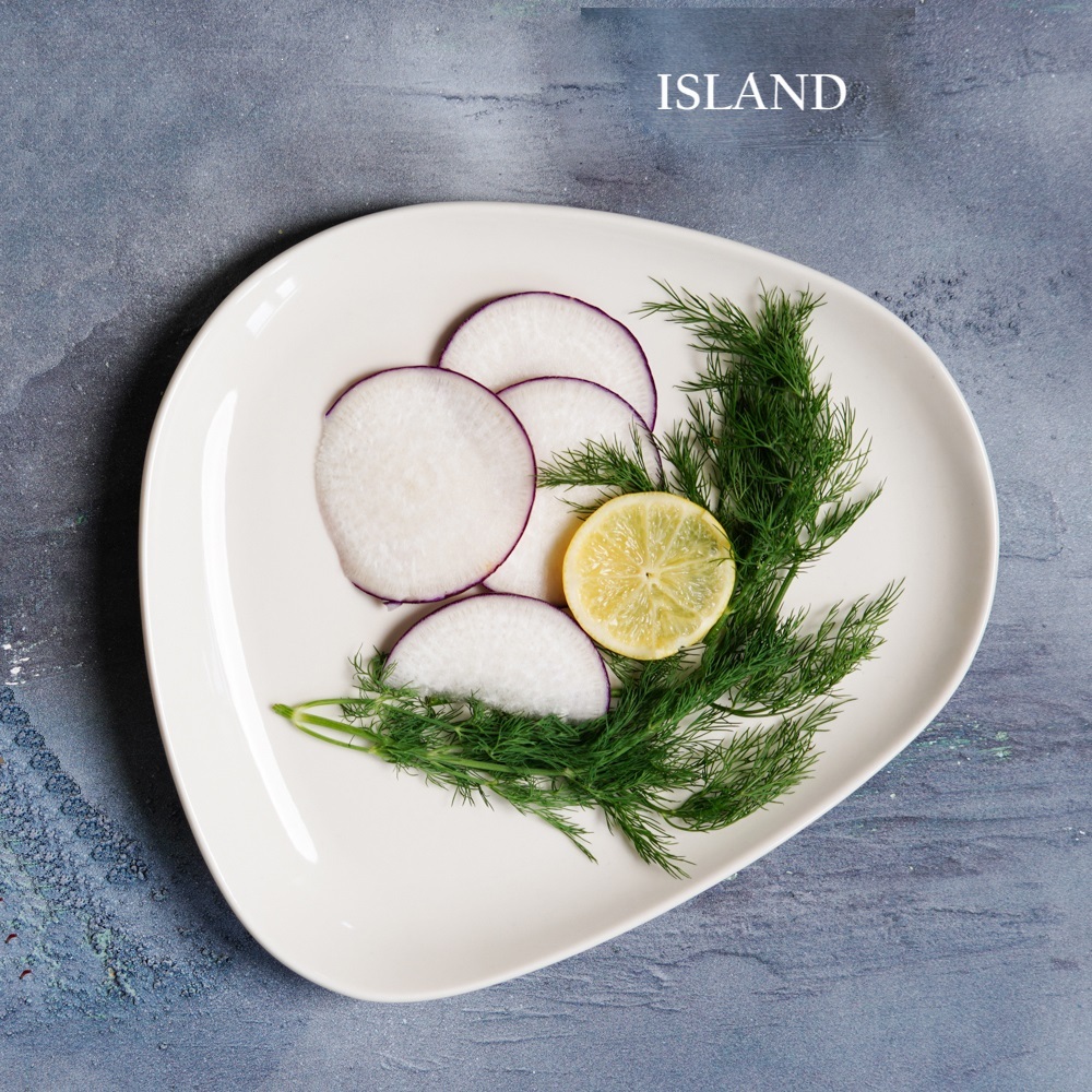 By Bone серия Island