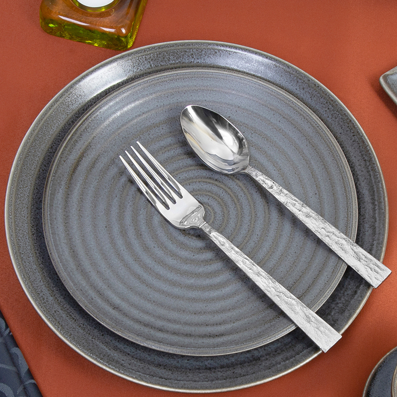 Столовые приборы Luxstahl серия Turin (КНР)